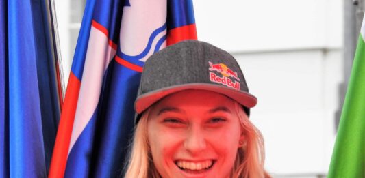 Janja Garnbret je evropska prvakinja v težavnostnem plezanju.