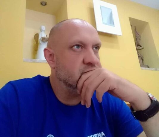 Danes ob 21.h igrajo odbojkarji Slovenije na SP četrtfinalno tekmo proti Ukrajini