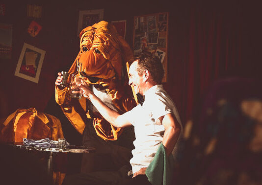 V Koroško osrednjo knjižnico dr. Franca Sušnika prihaja Teater Štrik iz Celovca