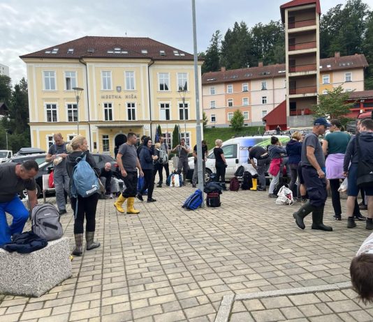 Na Ravne in za Mežiško dolino je prispela pomoč iz Ptuja