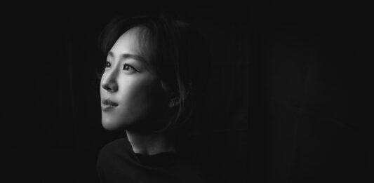 June Yun “Enlightenment – Solid Waves” (KOR, ZDA, SLO)