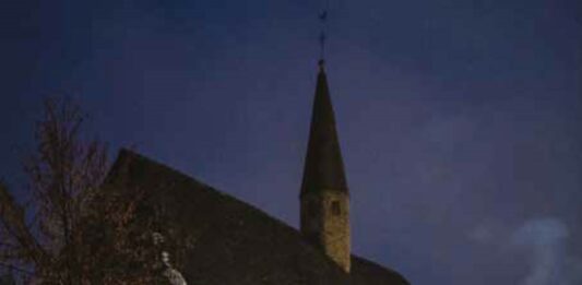 Sprehod ob mestnem obzidju