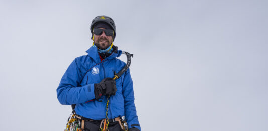 Alešu Česnu že tretji zlati cepin, letos za vzpon na Gašerbrum III