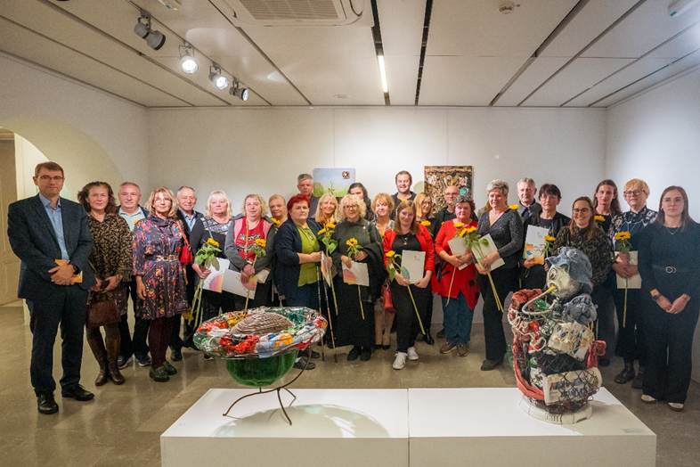 V KOK odprtje regijske tematske razstave JSKD Gnoj je zlato