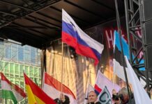 Slovenski kmetje so se danes pridružili vseevropskemu protestu